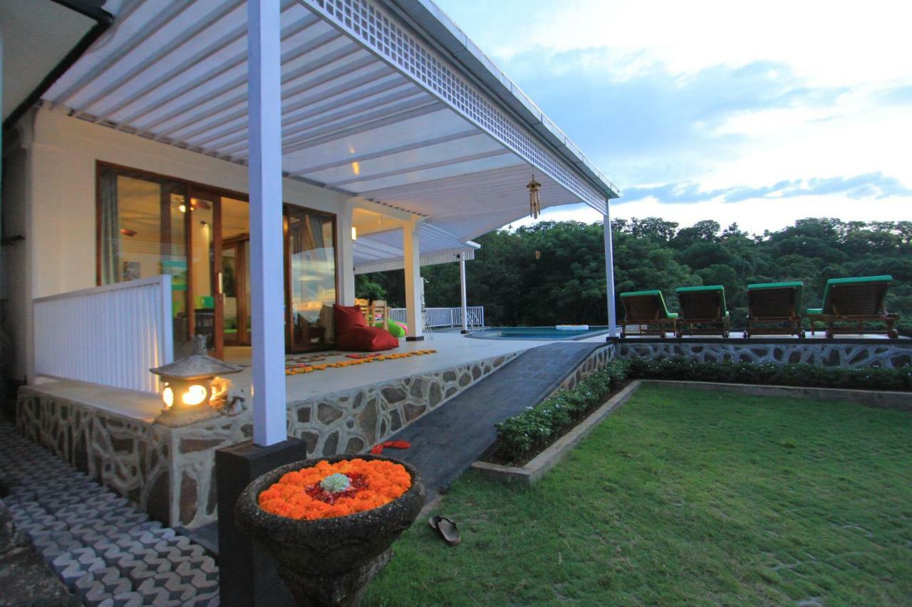 Villa Rinisha Rumah Senja Temukus Lovina Bagian luar foto