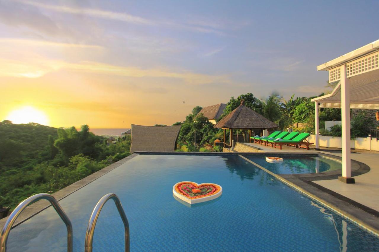 Villa Rinisha Rumah Senja Temukus Lovina Bagian luar foto